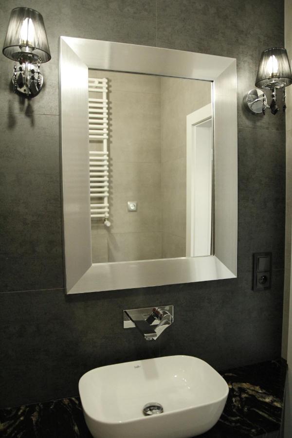 Apartament W Centrum-Garaz Kielce Luaran gambar